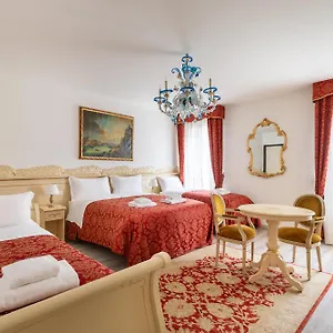 https://ca-luisa.hotelinveneto.com